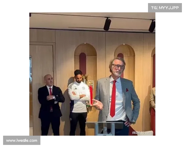 曼联继续与巴莱巴经纪人沟通 但布莱顿态度坚定不松动 曼联继续与巴莱巴经纪人沟通 但布莱顿态度坚定不松动